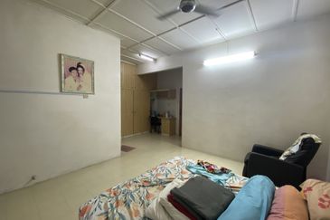 Persiaran Sungai Long 7