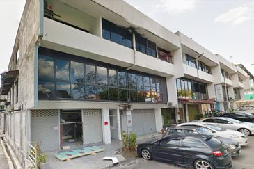 3 Storey Shop Cheap For Sale, Taman Pinggiran Ukay, Ulu Kelang, Ampang