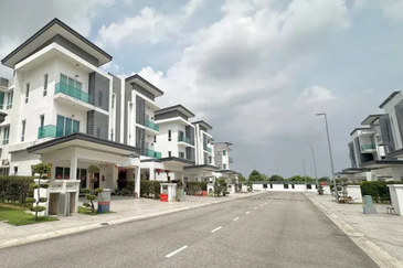 Jalan Astaka 3A/KU2 @ Laman Vista Alam