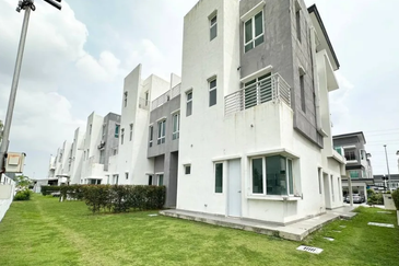 Jalan Astaka 3A/KU2 @ Laman Vista Alam