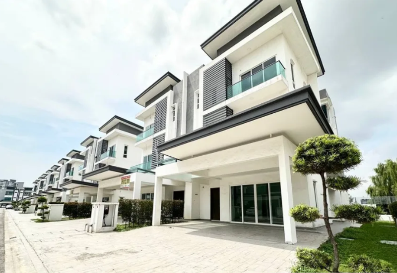 Jalan Astaka 3A/KU2 @ Laman Vista Alam