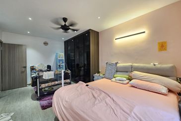 Bandar Tun Hussein Onn