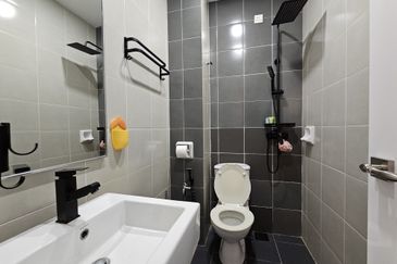 Bandar Tun Hussein Onn