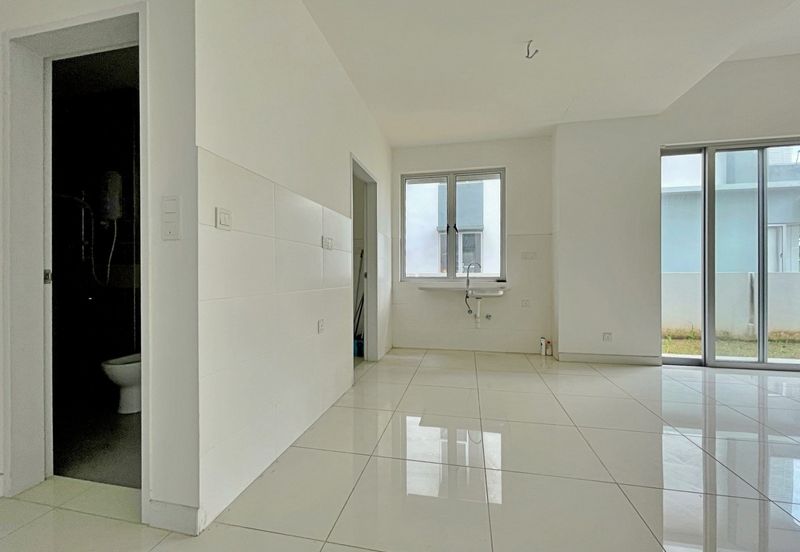 Parkfield Residences, Tropicana Heights