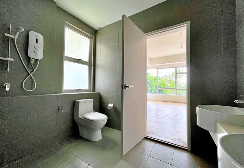 Parkfield Residences, Tropicana Heights