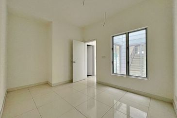 Parkfield Residences, Tropicana Heights