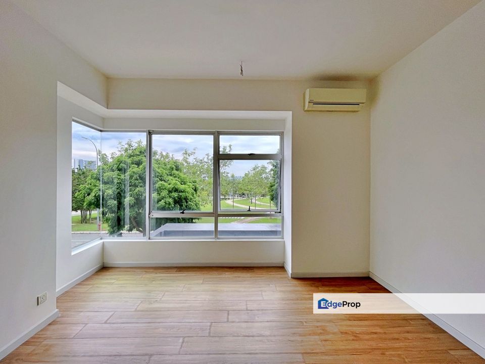 3 sty Semi-D Cluster Cheap For Sale @ Parkfield Residences, Kajang, Selangor, Kajang