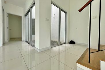 Parkfield Residences, Tropicana Heights