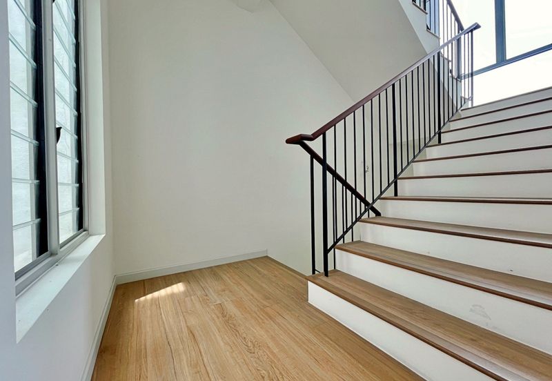 Parkfield Residences, Tropicana Heights