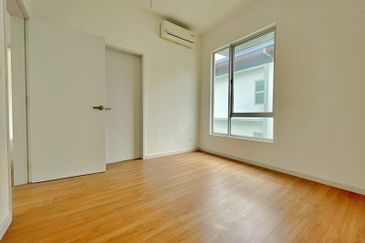 Parkfield Residences, Tropicana Heights