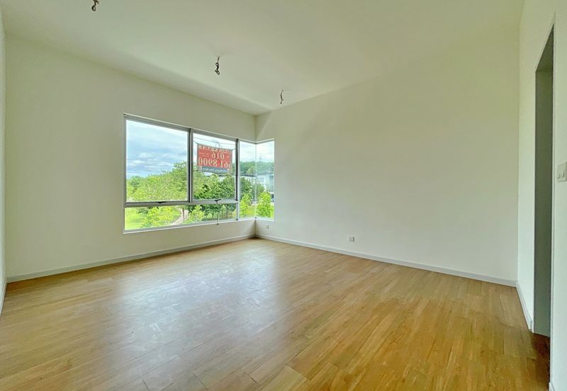 Parkfield Residences, Tropicana Heights