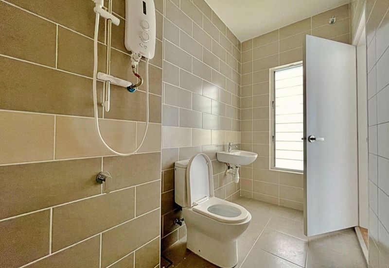 Parkfield Residences, Tropicana Heights