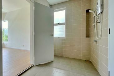 Parkfield Residences, Tropicana Heights