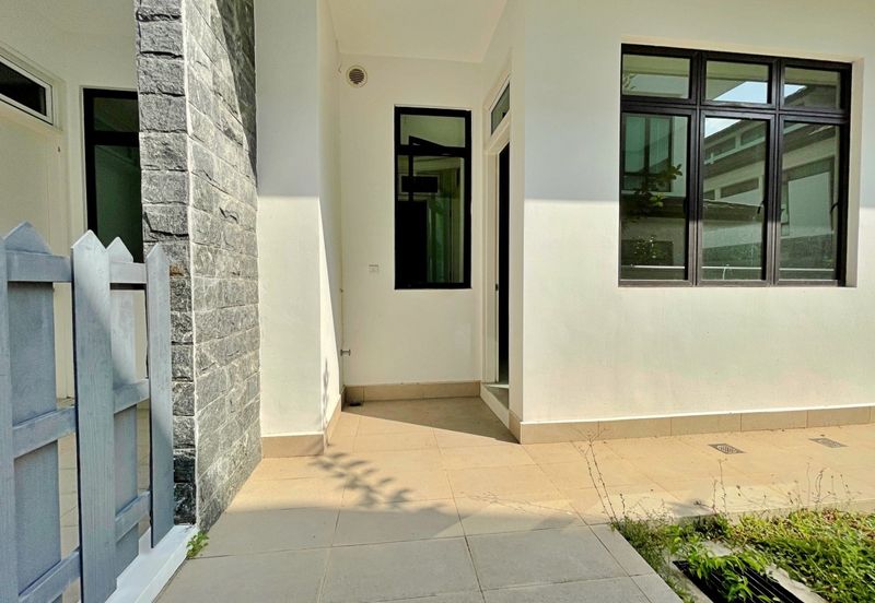 Tenderfields @ Eco Majestic