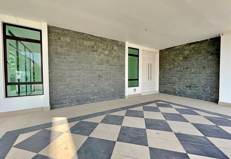 Tenderfields @ Eco Majestic