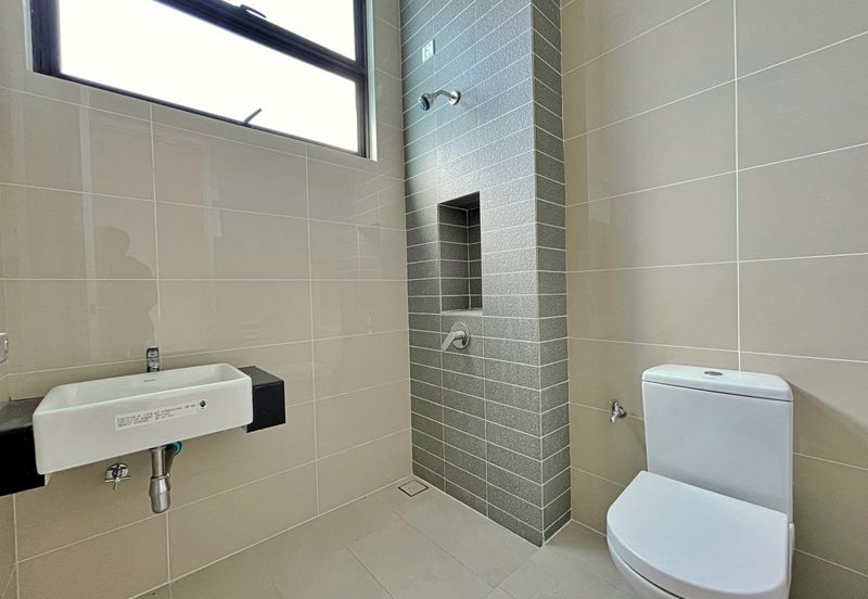 Tenderfields @ Eco Majestic