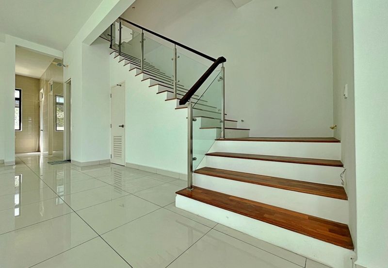 Tenderfields @ Eco Majestic