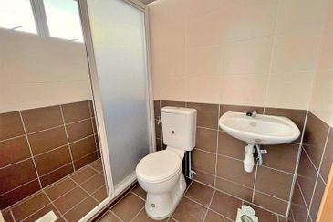 Desa Bunga Raya, Kajang