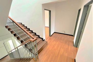 Desa Bunga Raya, Kajang