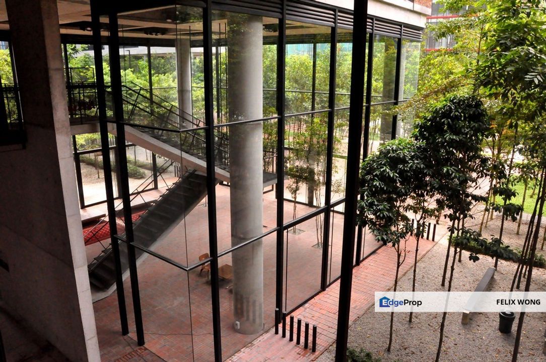 Super Cheap, Renovated office,ROI 4.5% @ Menara Bata,PJ Trade Centre, Selangor, Petaling Jaya