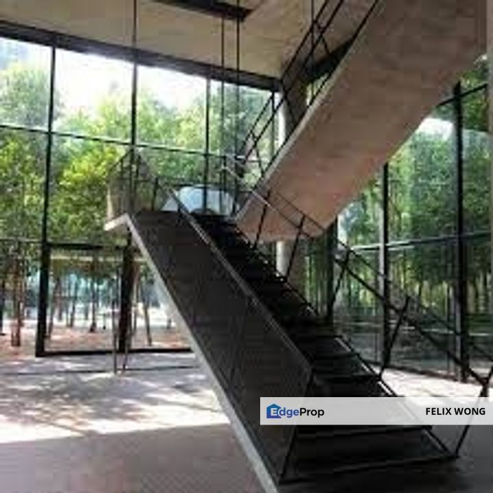 Super Cheap, Renovated office,ROI 4.5% @ Menara Bata,PJ Trade Centre, Selangor, Petaling Jaya