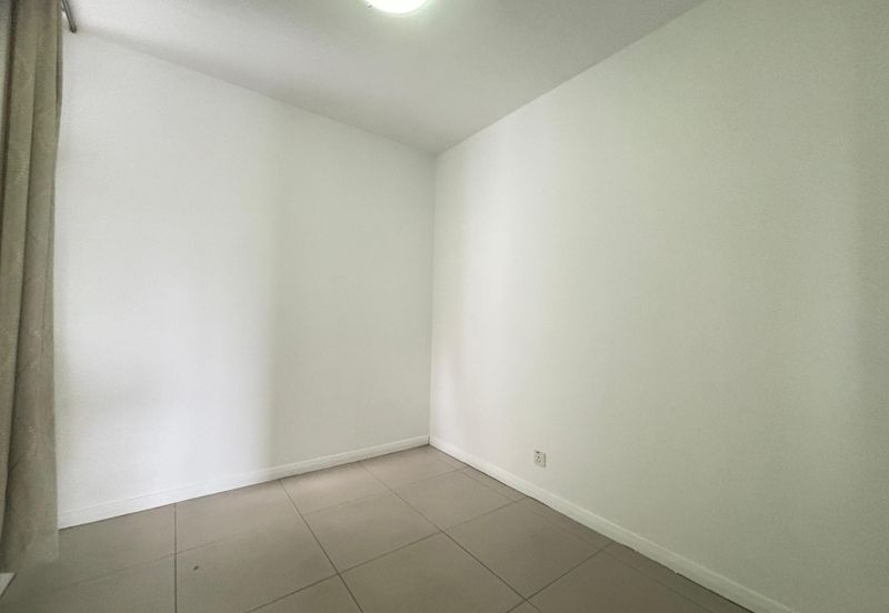 Midfields Condominium