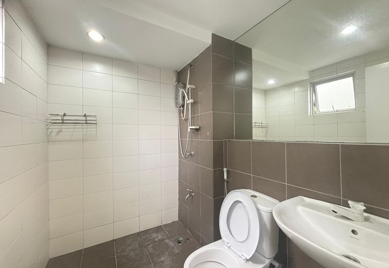 Midfields Condominium