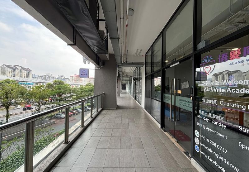 Queensville, Taman Tasik Permaisuri