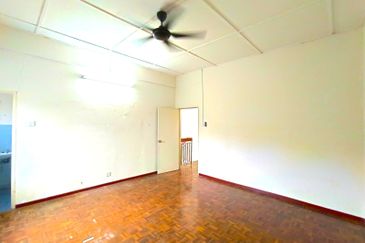 Taman O.U.G Double Storey Terrace House Old Klang Road Kuchai Lama