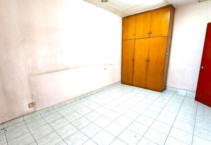 Taman O.U.G Double Storey Terrace House Old Klang Road Kuchai Lama