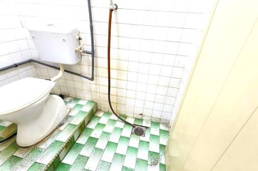 Taman O.U.G Double Storey Terrace House Old Klang Road Kuchai Lama