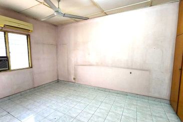 Taman O.U.G Double Storey Terrace House Old Klang Road Kuchai Lama