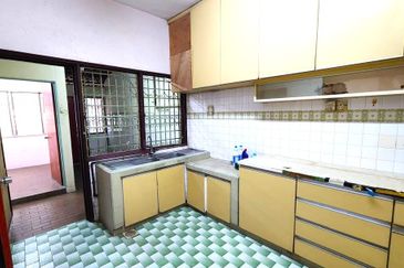 Taman O.U.G Double Storey Terrace House Old Klang Road Kuchai Lama