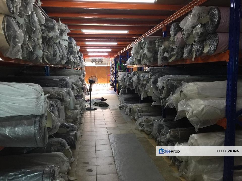 Super Cheap, 1.5 Storey Linked Factory @ Taman Taming Jaya Cheras Jaya, Selangor, Balakong