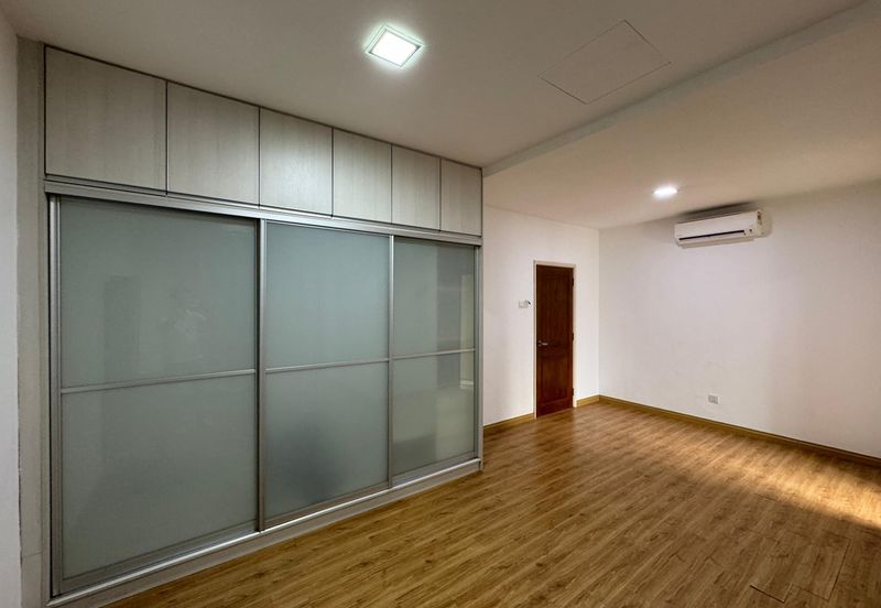 Jalan Bandar Kinrara 1/15