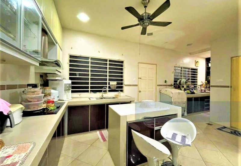 Super Cheap, Endlot 2 Storey Terrace house for Sale, Ukay Bistari