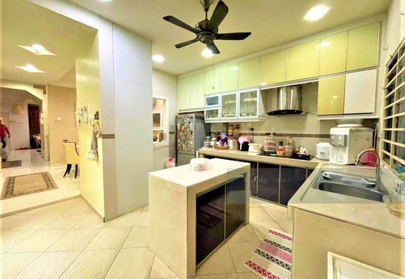 Super Cheap, Endlot 2 Storey Terrace house for Sale, Ukay Bistari