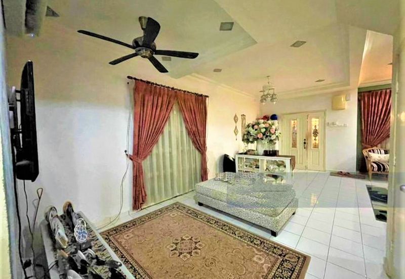 Super Cheap, Endlot 2 Storey Terrace house for Sale, Ukay Bistari