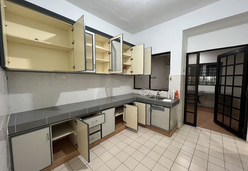 Bandar Mahkota Cheras