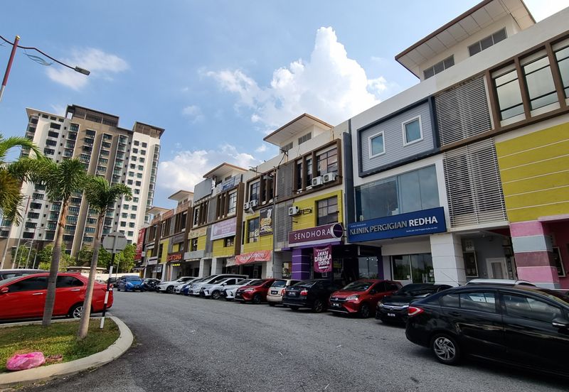 Bandar Tun Hussein Onn