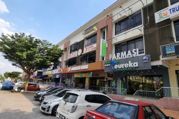 Bandar Tun Hussein Onn