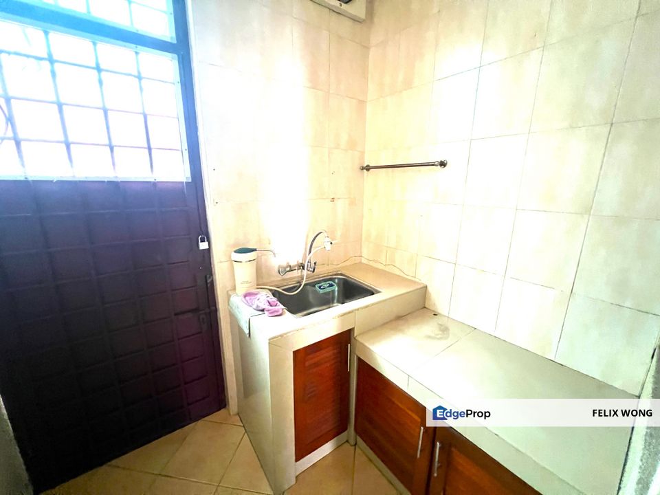 Taman OUG, Taman Yarl 2 Storey Superlink House with extra land, Kuala Lumpur, Taman OUG