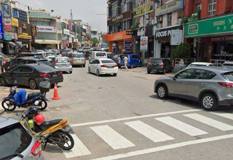 Taipan Business Centre, USJ 10