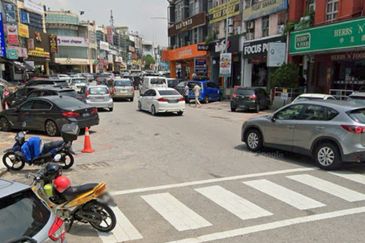 Taipan Business Centre, USJ 10