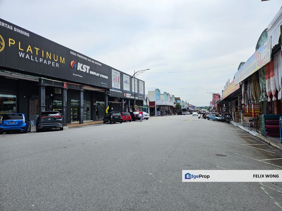 2 Adjoining Single Storey Factory @ Kawasan Perindustrian Nilai 3, Negeri Sembilan, Nilai