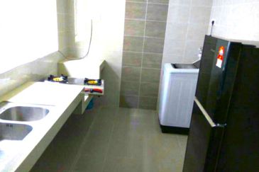 Taman Connaught (Sri Cendekia)