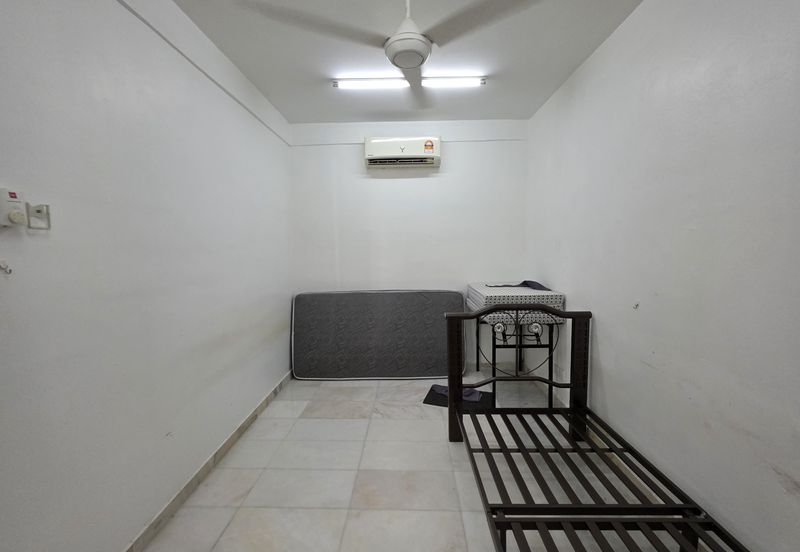 Taman Connaught (Sri Cendekia)