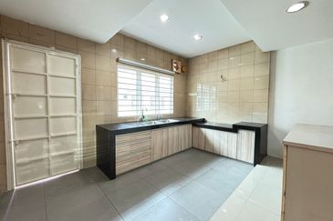 Overseas Union Garden