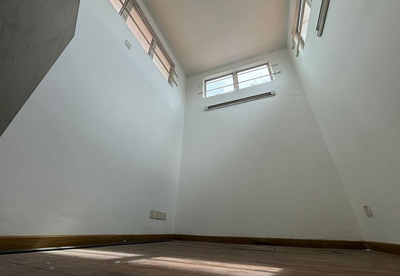 Overseas Union Garden