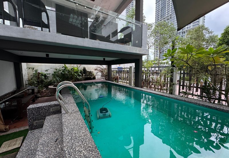 Saville @ The Park - Twin Villa